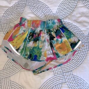 Lululemon hottyhots. They are discontinued. I have only worn 2 times.